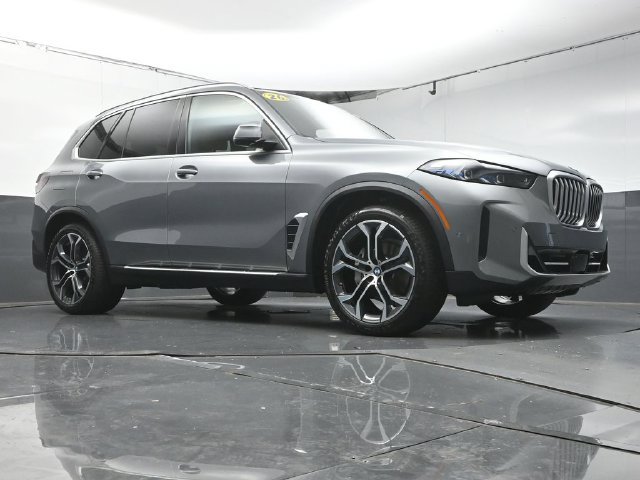 Used 2026 BMW X5 xDrive40i w/ Climate Comfort Package AWD/4WD image 42
