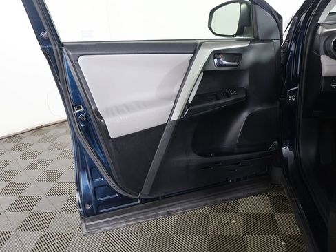 Used 2017 Toyota RAV4 XLE image 21