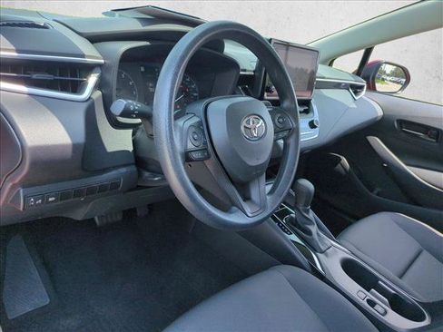 Used 2024 Toyota Corolla LE FWD image 10