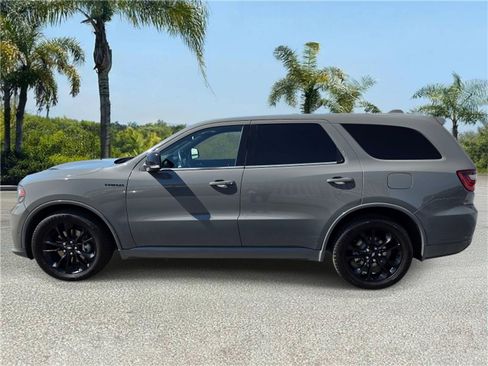 Used 2020 Dodge Durango R/T w/ Blacktop Package RWD image 2