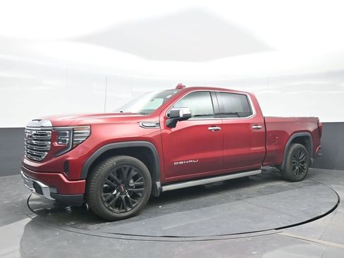 Used 2022 GMC Sierra 1500 Denali image 2