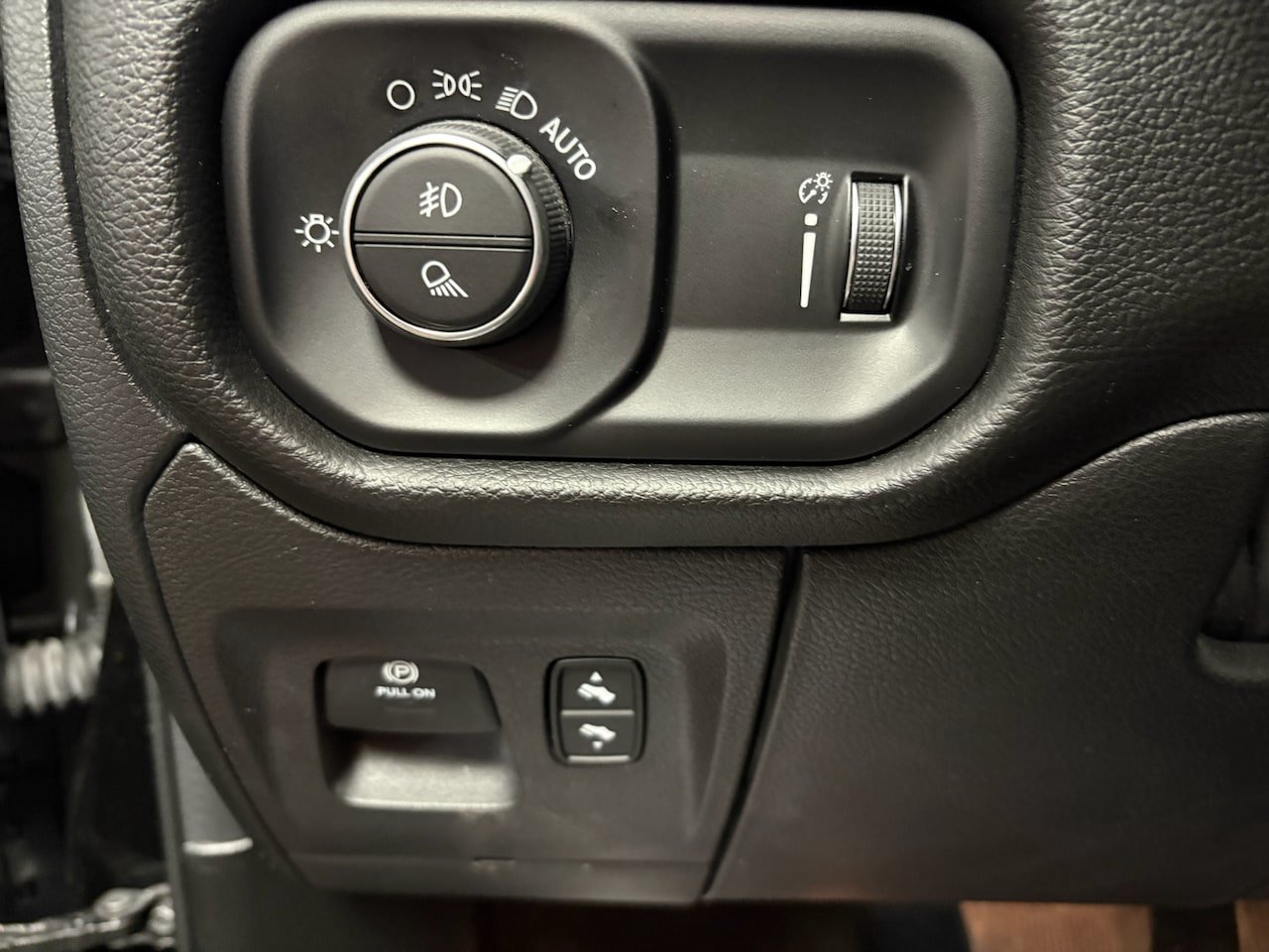 Used 2022 RAM 1500 Big Horn AWD/4WD image 15
