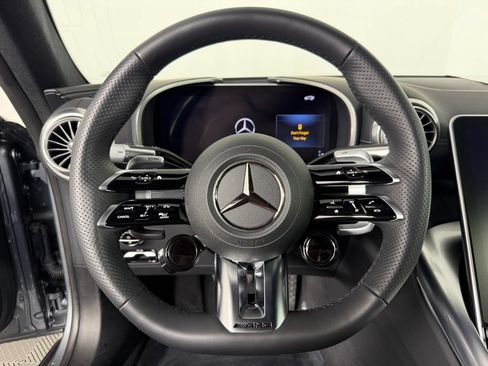 Used 2022 Mercedes-Benz SL 63 AMG 4MATIC image 24