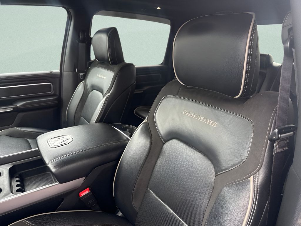 Used 2023 RAM 1500 Laramie AWD/4WD image 16