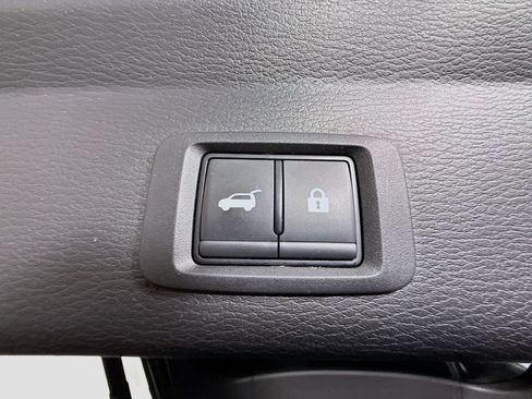 Used 2024 Mitsubishi Outlander SE FWD image 43