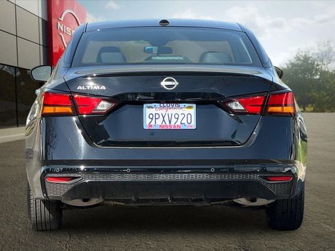 Used 2025 Nissan Altima 2.5 S image 8