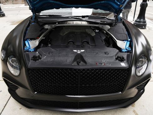 Used 2020 Bentley Continental GT image 29