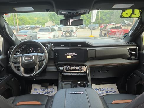Used 2026 GMC Sierra 2500 AT4 AWD/4WD image 15