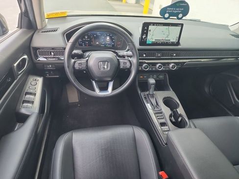 Used 2024 Honda Civic Touring image 10