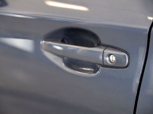 Used 2017 Subaru Outback 2.5i Premium image 13