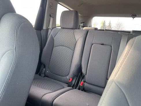 Used 2012 Chevrolet Traverse LS image 23