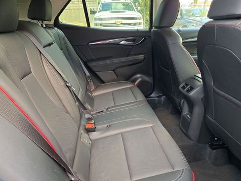 Used 2023 Buick Envision Essence w/ Sport Touring Package AWD/4WD image 28