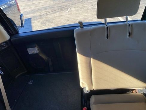 Used 2014 Toyota 4Runner SR5 image 11