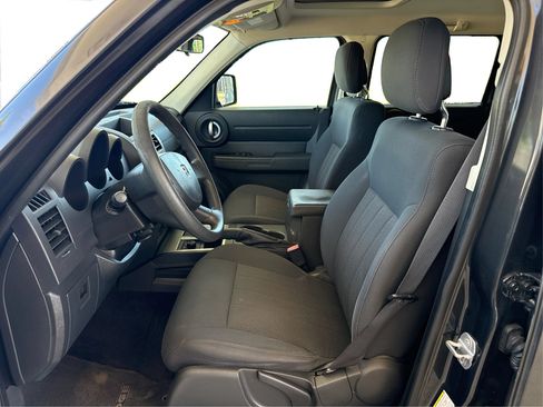 Used 2011 Dodge Nitro Heat AWD/4WD image 9
