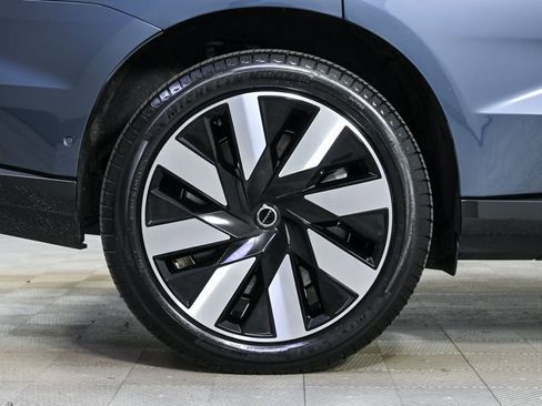 Certified 2025 Volvo EX90 Ultra image 43