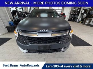 Used 2025 Kia Sportage SX Prestige video 2