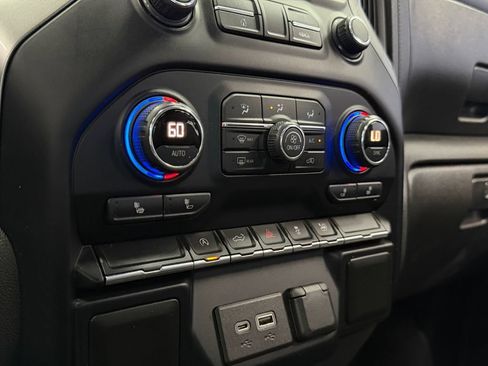 Used 2020 Chevrolet Silverado 1500 LT w/ All-Star Edition RWD image 22
