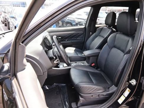 Used 2022 Mitsubishi Outlander SEL AWD/4WD image 9