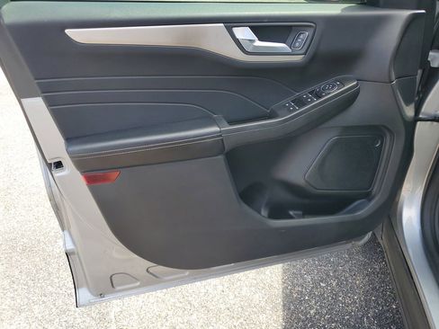 Used 2021 Ford Escape SE w/ Convenience Package FWD image 8