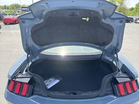 Used 2024 Ford Mustang Coupe image 25