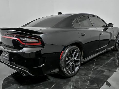 Used 2019 Dodge Charger R/T w/ Driver Confidence Group RWD image 10