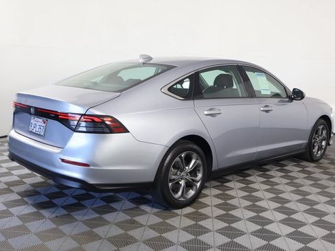 Used 2023 Honda Accord EX image 4