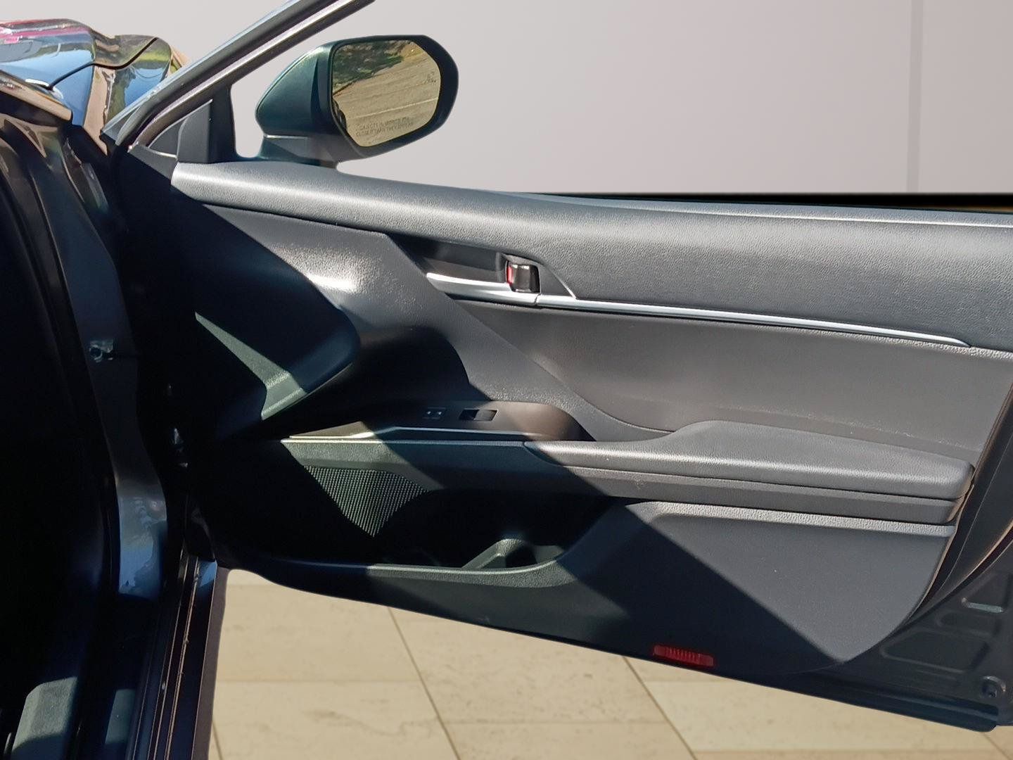 Used 2024 Toyota Camry LE w/ Convenience Package FWD image 33