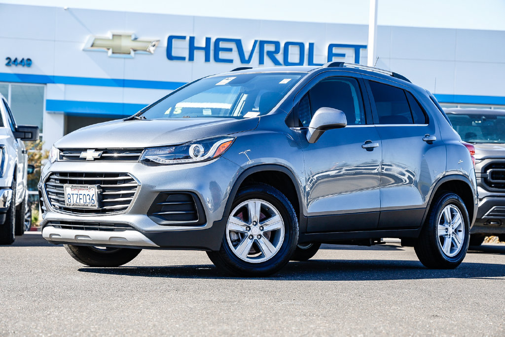 Certified 2020 Chevrolet Trax LT AWD/4WD image 1