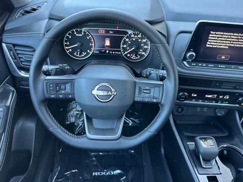 New 2026 Nissan Rogue SV AWD/4WD image 14
