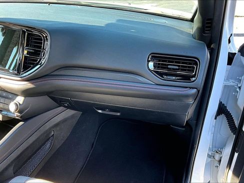 Used 2023 Dodge Durango GT image 26