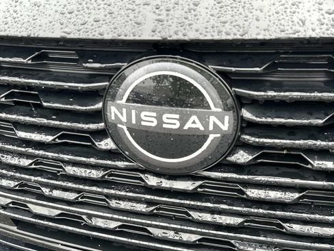 Used 2025 Nissan Sentra S FWD image 9