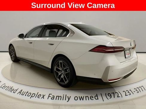 Used 2026 BMW 530i RWD image 3