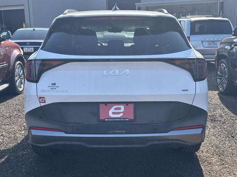 Used 2026 Kia Sportage EX w/ EX Panorama Roof Package AWD/4WD image 4