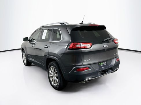 Used 2015 Jeep Cherokee Limited w/ Luxury Group AWD/4WD image 5