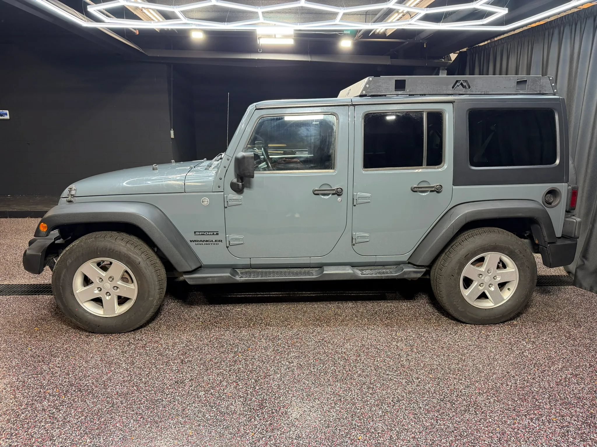 Used 2014 Jeep Wrangler Unlimited Sport w/ Dual Top Group AWD/4WD image 5
