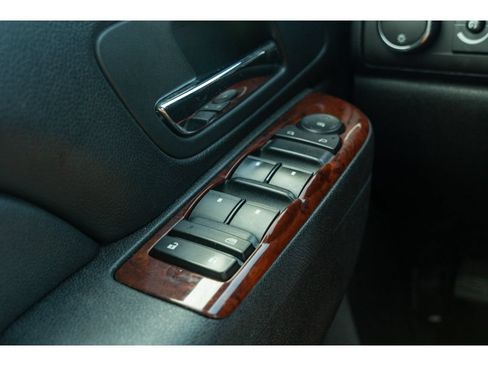 Used 2011 Chevrolet Tahoe LS RWD image 25