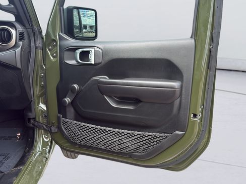 Used 2021 Jeep Wrangler Unlimited Sport AWD/4WD image 10