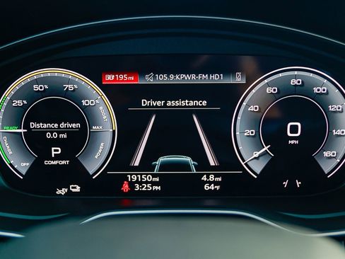 Certified 2023 Audi Q5 e Premium w/ Convenience Package image 24