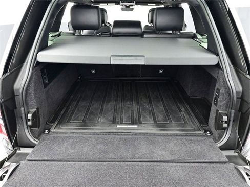 Used 2022 Land Rover Range Rover Westminster Edition image 17