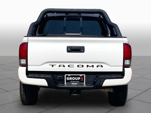 Used 2021 Toyota Tacoma SR w/ SR Convenience Package RWD image 5