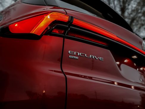 New 2026 Buick Enclave Sport Touring w/ Power Package image 9