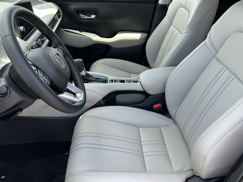 New 2027 Honda HR-V EX-L image 17