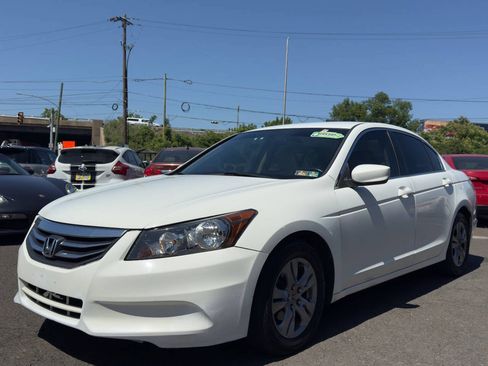Used 2012 Honda Accord SE image 2
