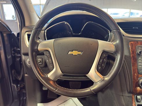 Used 2014 Chevrolet Traverse LT w/ LPO, 'HIT The Road' Package AWD/4WD image 16