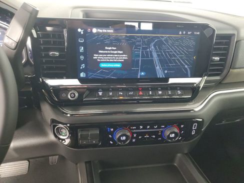 New 2026 Chevrolet Silverado 2500 ZR2 AWD/4WD image 21