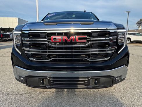 Used 2025 GMC Sierra 1500 SLT image 10