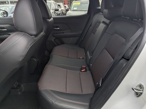 New 2026 Nissan Kicks SR image 9