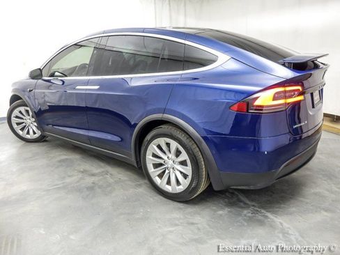 Used 2018 Tesla Model X 100D image 9