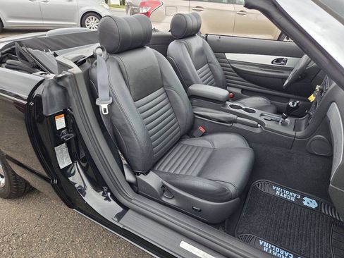 Used 2002 Ford Thunderbird RWD image 12