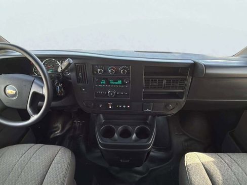 Used 2023 Chevrolet Express 3500 w/ Driver Convenience Package image 9